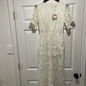 White maxi dress